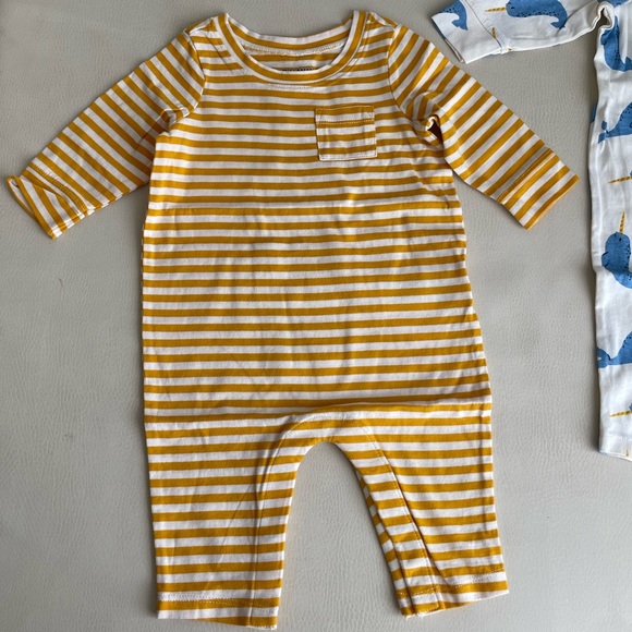 Old Navy Romper 2pack Set - Picture 4 of 16
